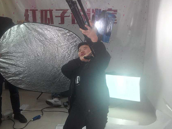 企業(yè)宣傳片制作籌備階段中導演該做什么? 企業(yè)宣傳片制作籌備階段中導演該做什么?